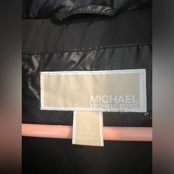 Michael Kors down jacket , black with gold zippers. Size Medium - Picture 5 of 5